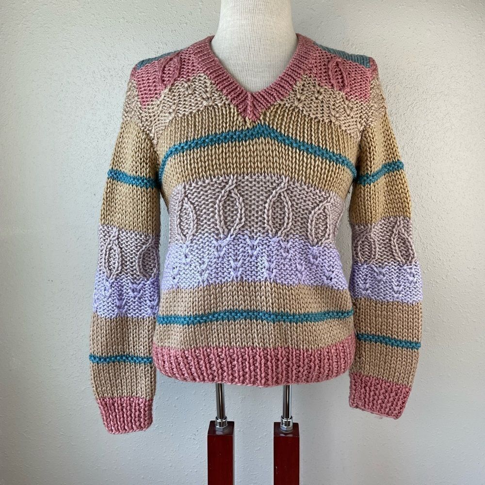 Vintage Daddy’s Money Hand Knit V-Neck Sweater Size M EUC